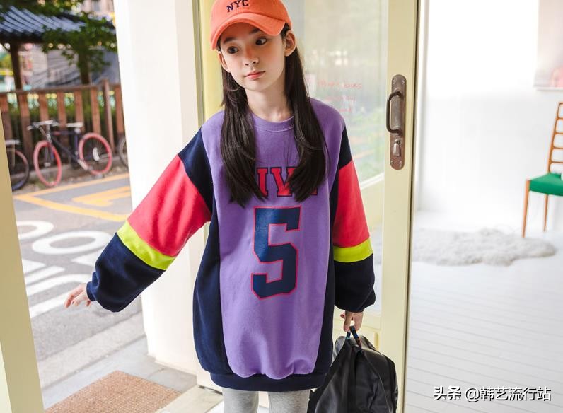 女童韩系风加绒连帽卫衣,2019秋女童流行卫衣