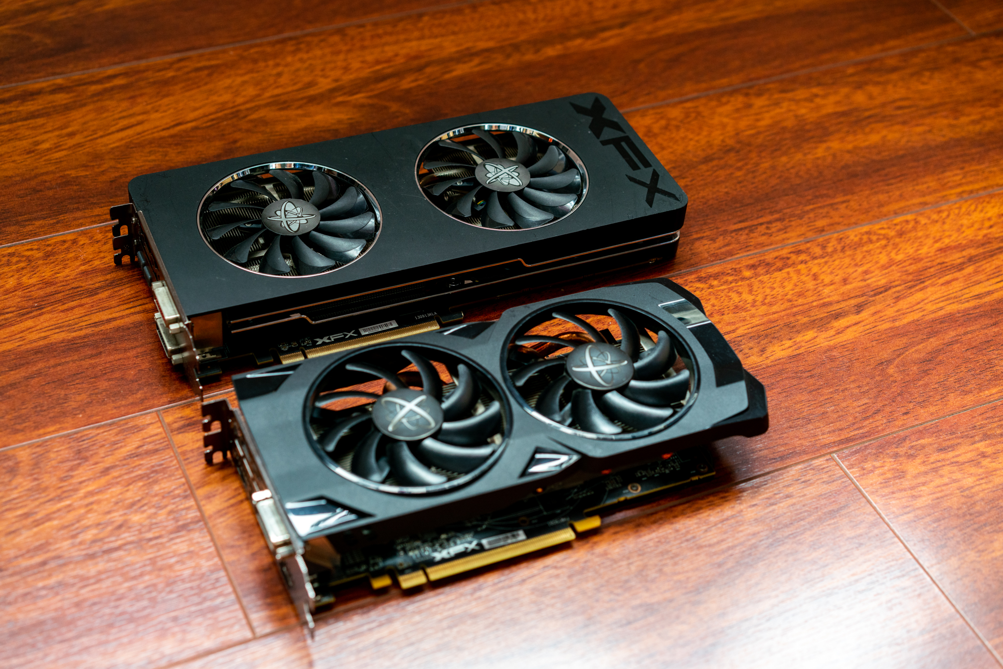 xfx璁櫙r9370x2g鏄惧崱,璁櫙xfxr9270a