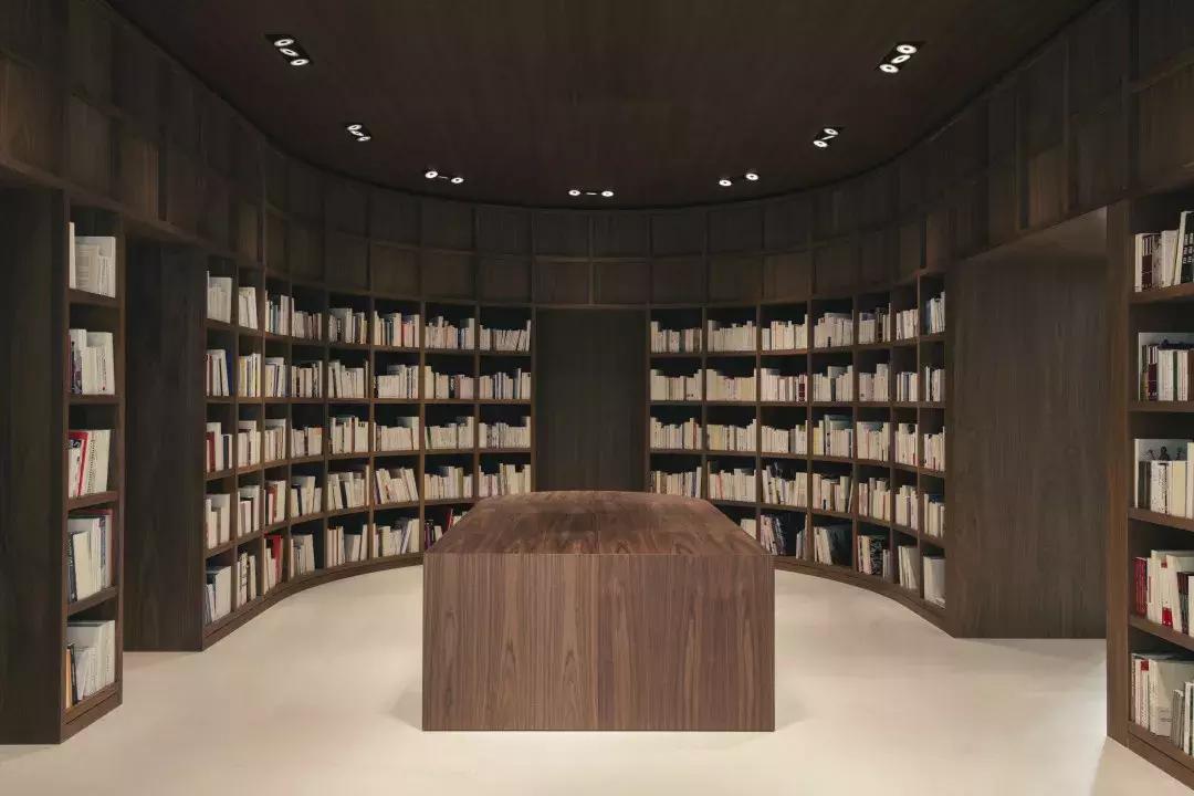 之禾首家全球旗舰店在巴黎揭幕,中式极简主义能征服法式浪漫吗?