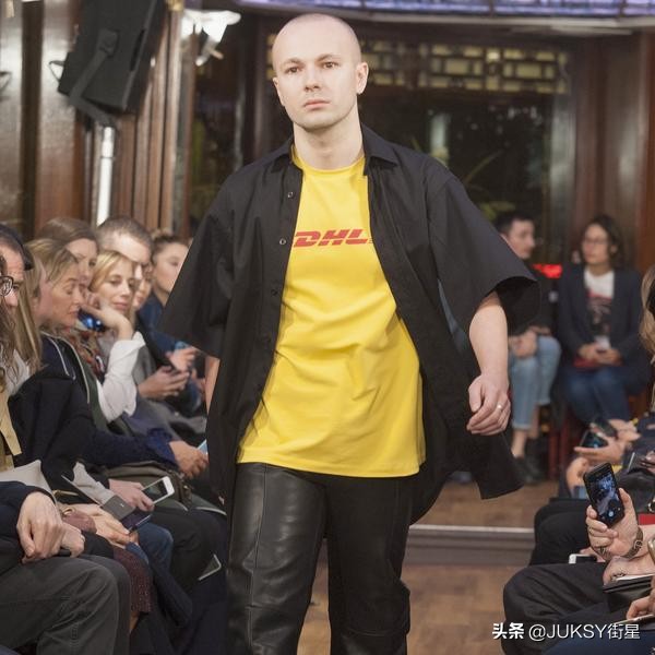 陈冠希都在穿哪些品牌,陈冠希穿红衣服的照片