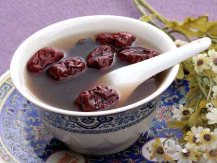 宝妈月子里吃哪些辅食点心,宝妈月子吃什么水果