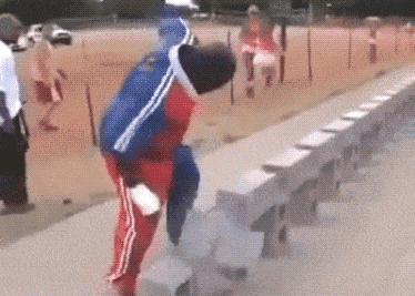 买了包牛肉干，打开包装后感觉有被*辱侮**智商