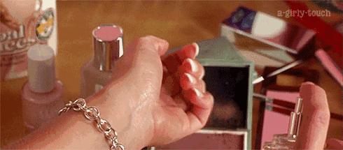 夏天清淡香水有哪些香味好闻的,十大公认最好闻的香水淡香推荐