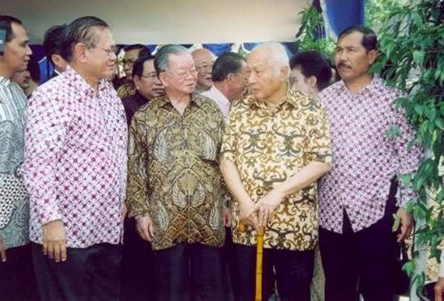 熊德怡——苏哈托时期印尼唯一的华人准将之生平轶事