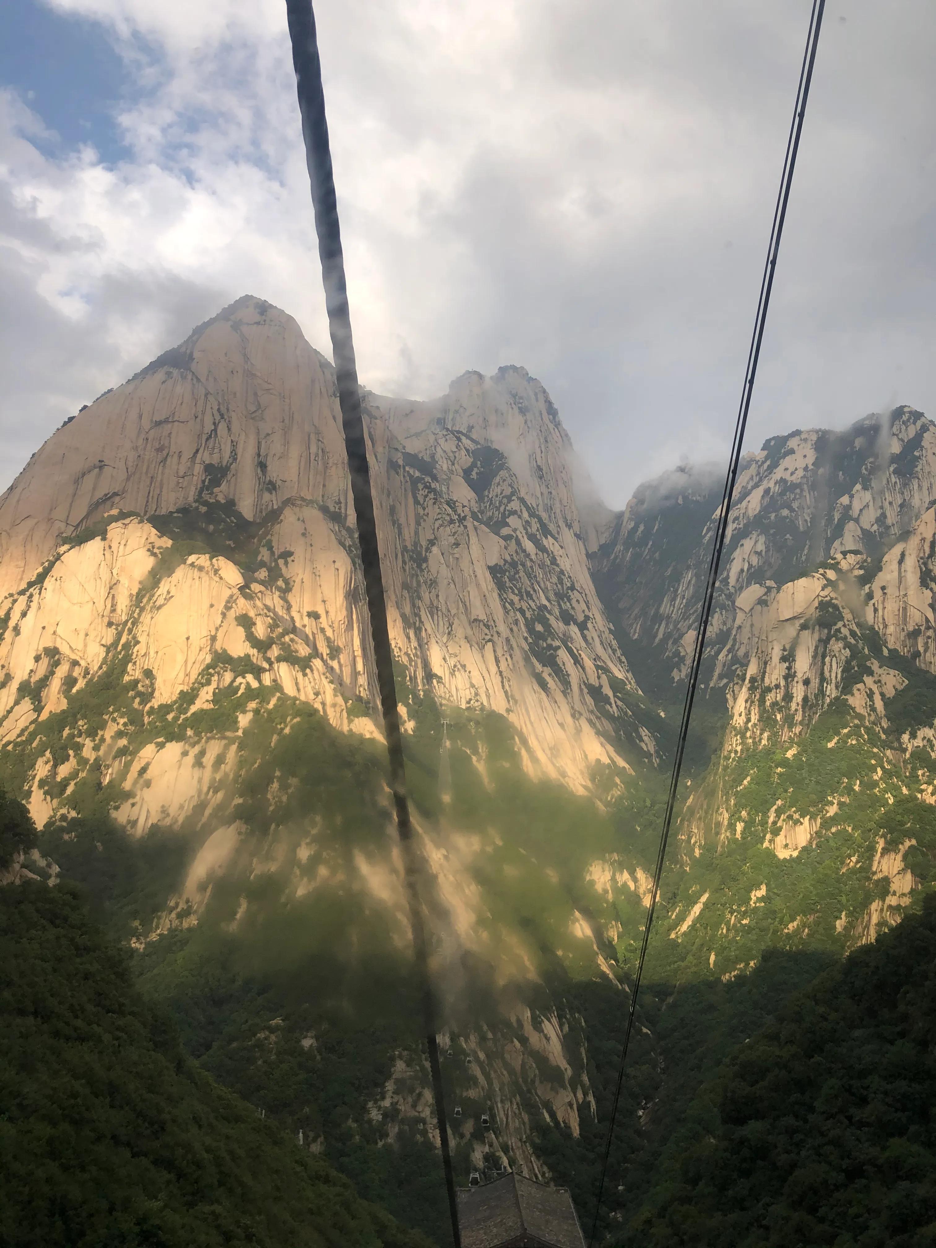 从西安去华山一日游路线攻略,去华山旅游住西安好还是住华山