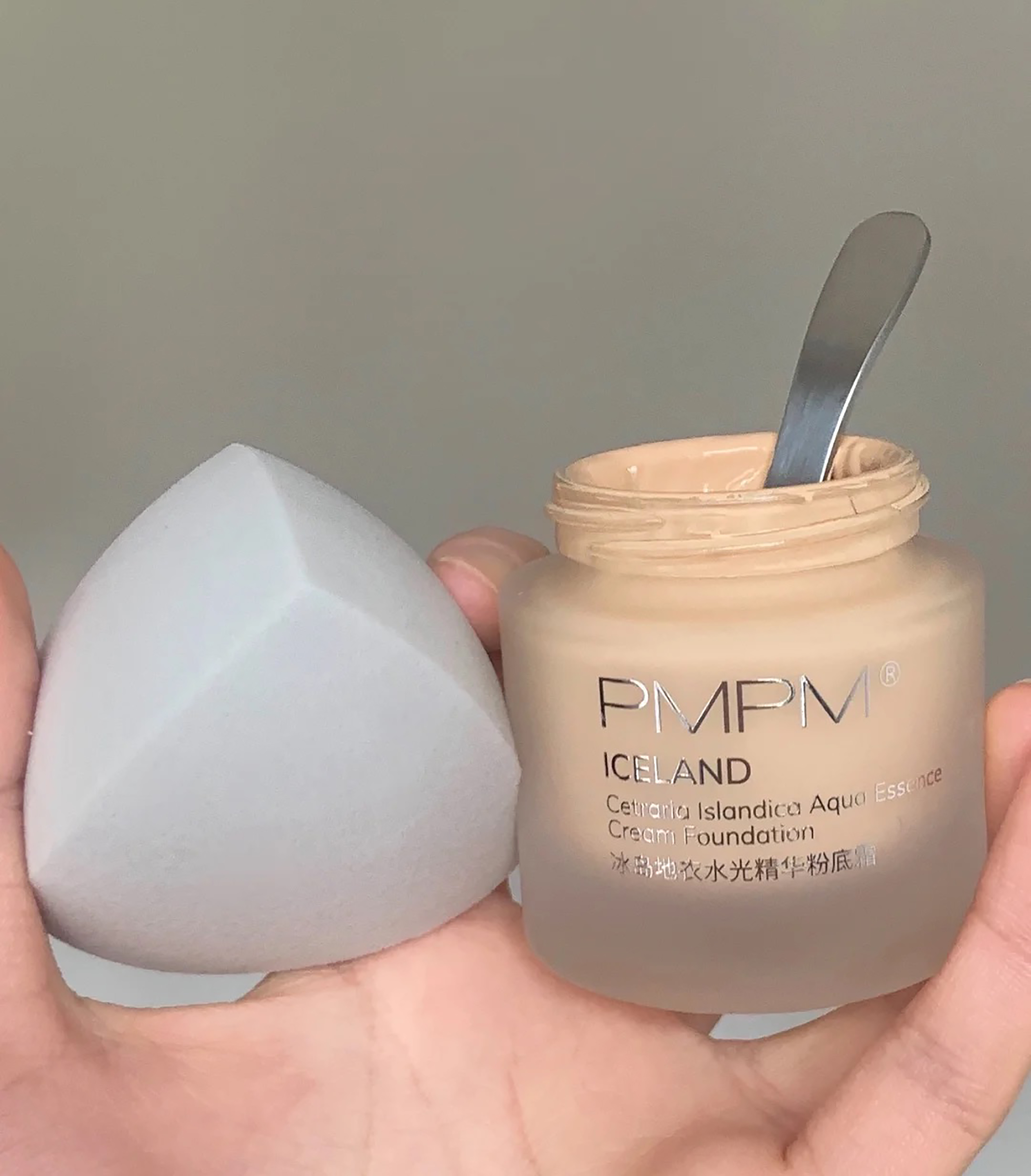 干皮粉底霜pk，资生堂性价比高，PMPM是“人间橡皮擦”