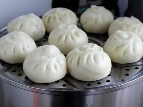 蒸包子的8个技巧包子又大又软,怎么能把包子蒸得蓬松柔软