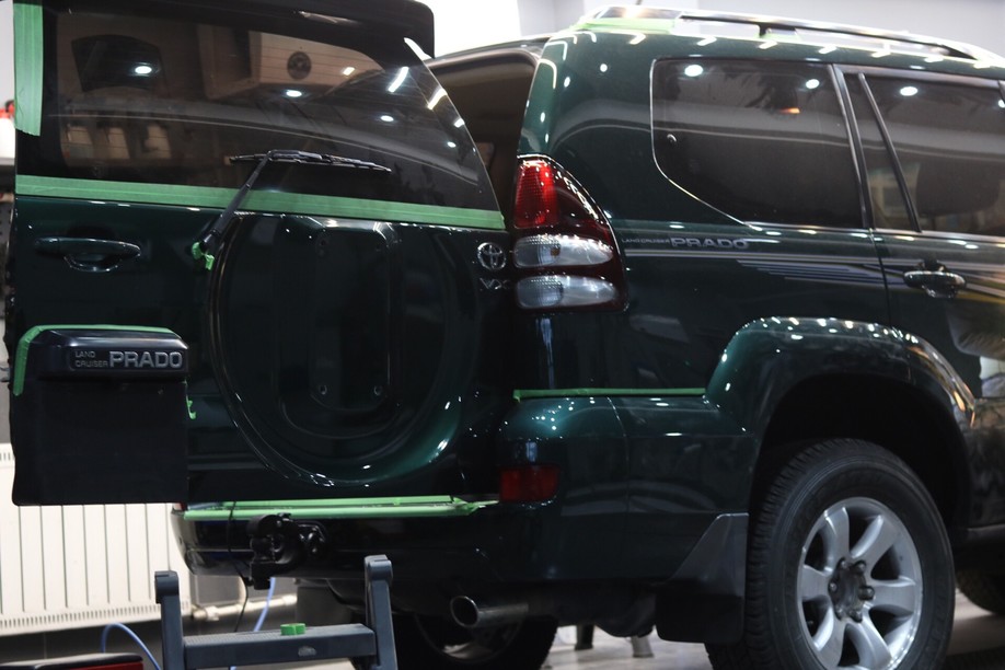 怪兽修车:修复一辆09款中东版丰田霸道,最终旧车变新车