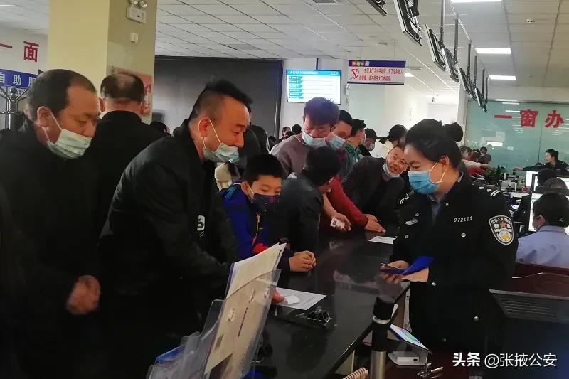 三八特辑致敬巾帼警花,致敬巾帼英雄三八节