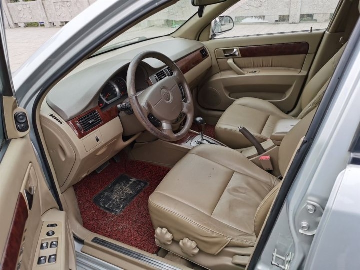 瓦罐迷,二手别克凯越旅行车