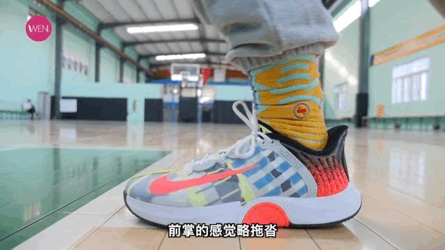 双层zoom跑鞋测试,双层zoom缓震鞋款有哪些