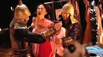 古代凌辱女囚的*规则潜**，惨不忍睹
