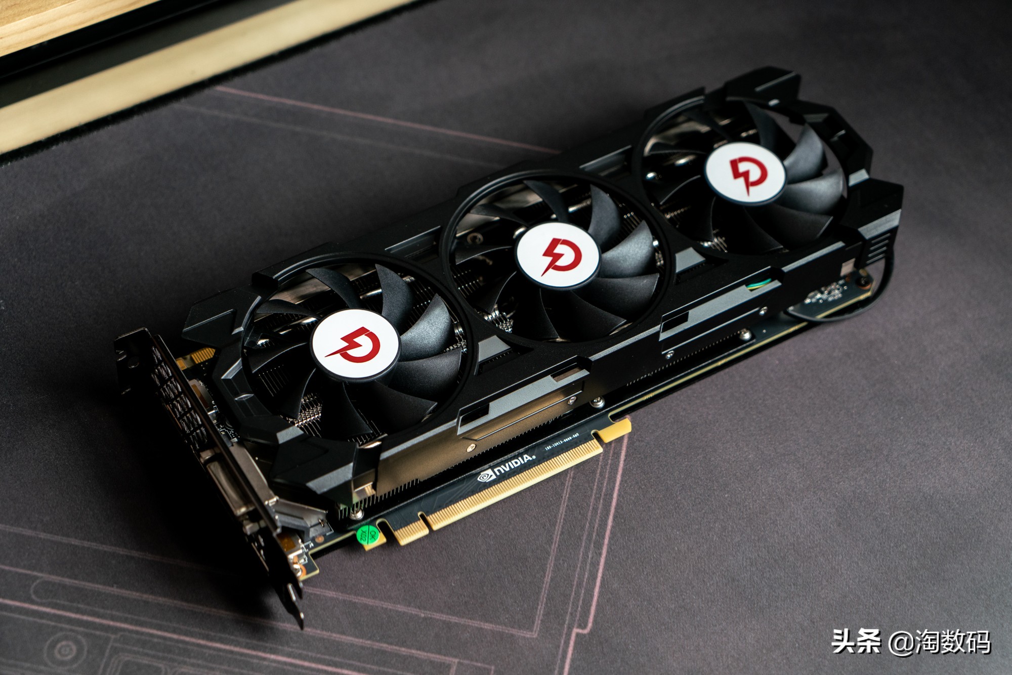 1699元gtx1080,200块钱买的gtx1660ti