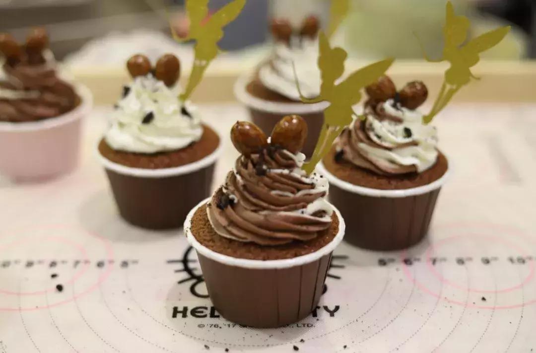 小天使蛋糕甜品,可可天使小蛋糕教程