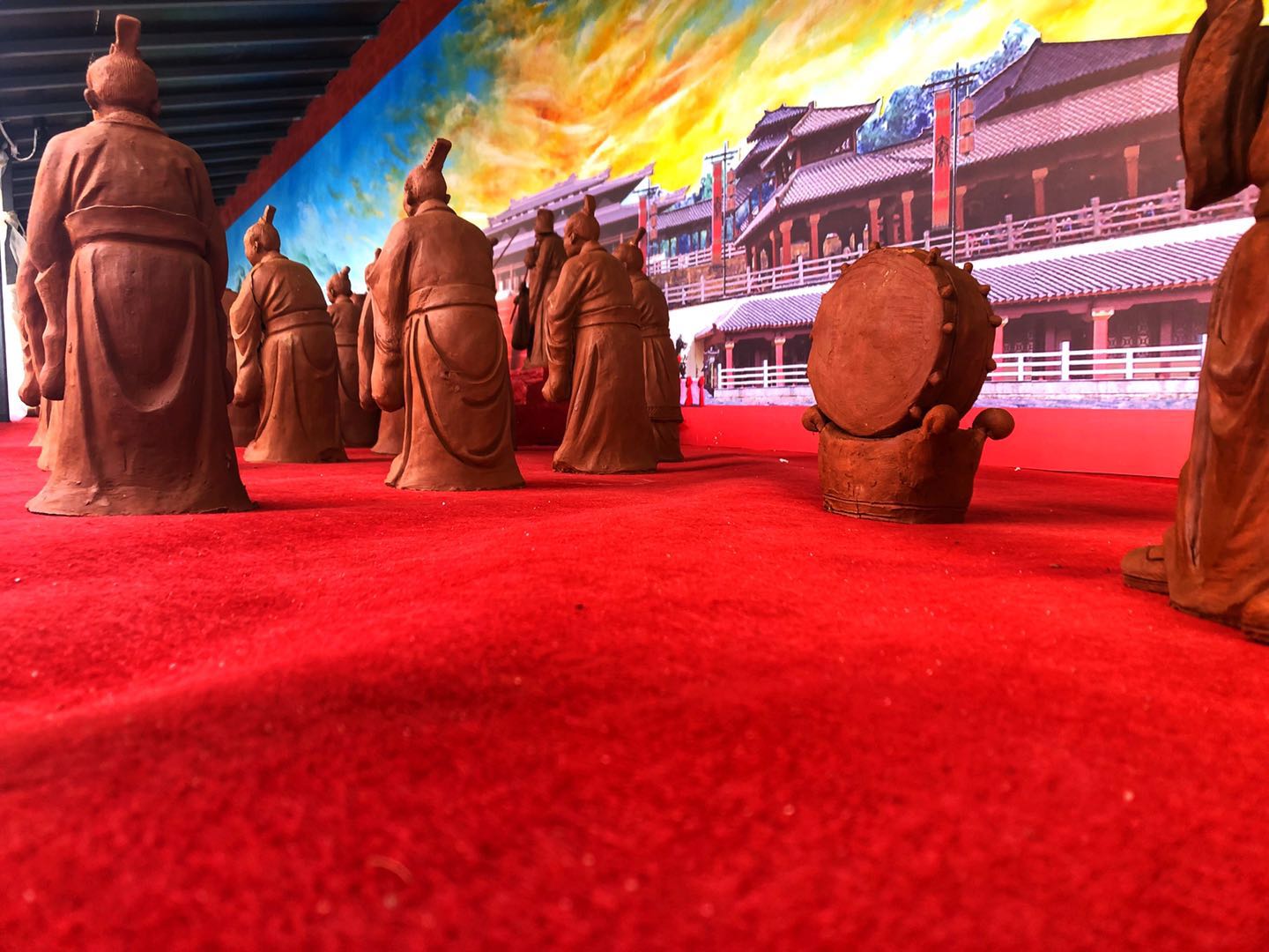 宝鸡凤翔雍州灵山在哪里,宝鸡市凤翔繁华地段