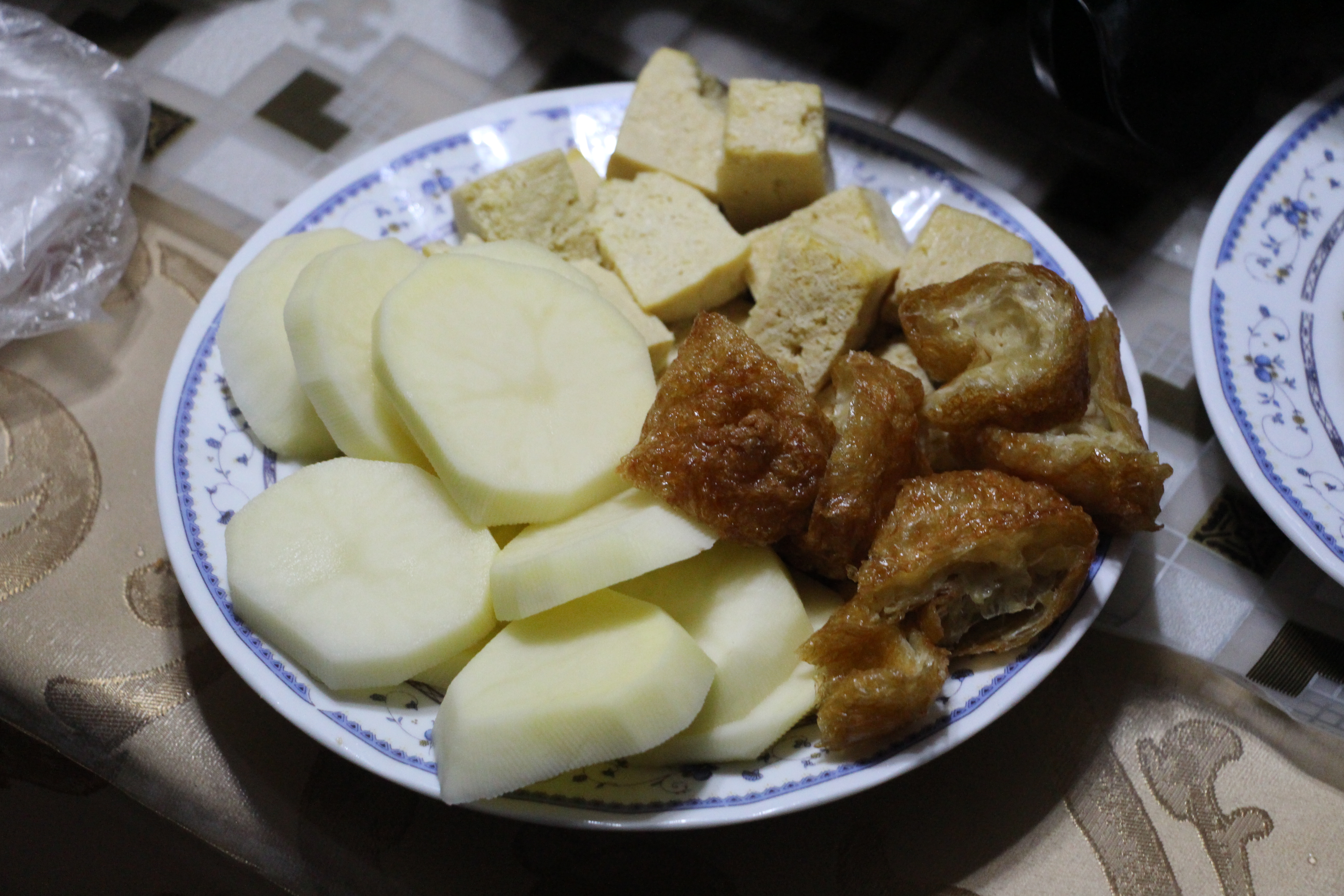 椰子火锅的正宗做法,椰子火锅清汤的做法