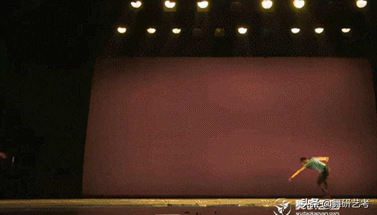 娶舞蹈生为妻是一种什么体验,对象男是舞蹈生是种什么样的体验