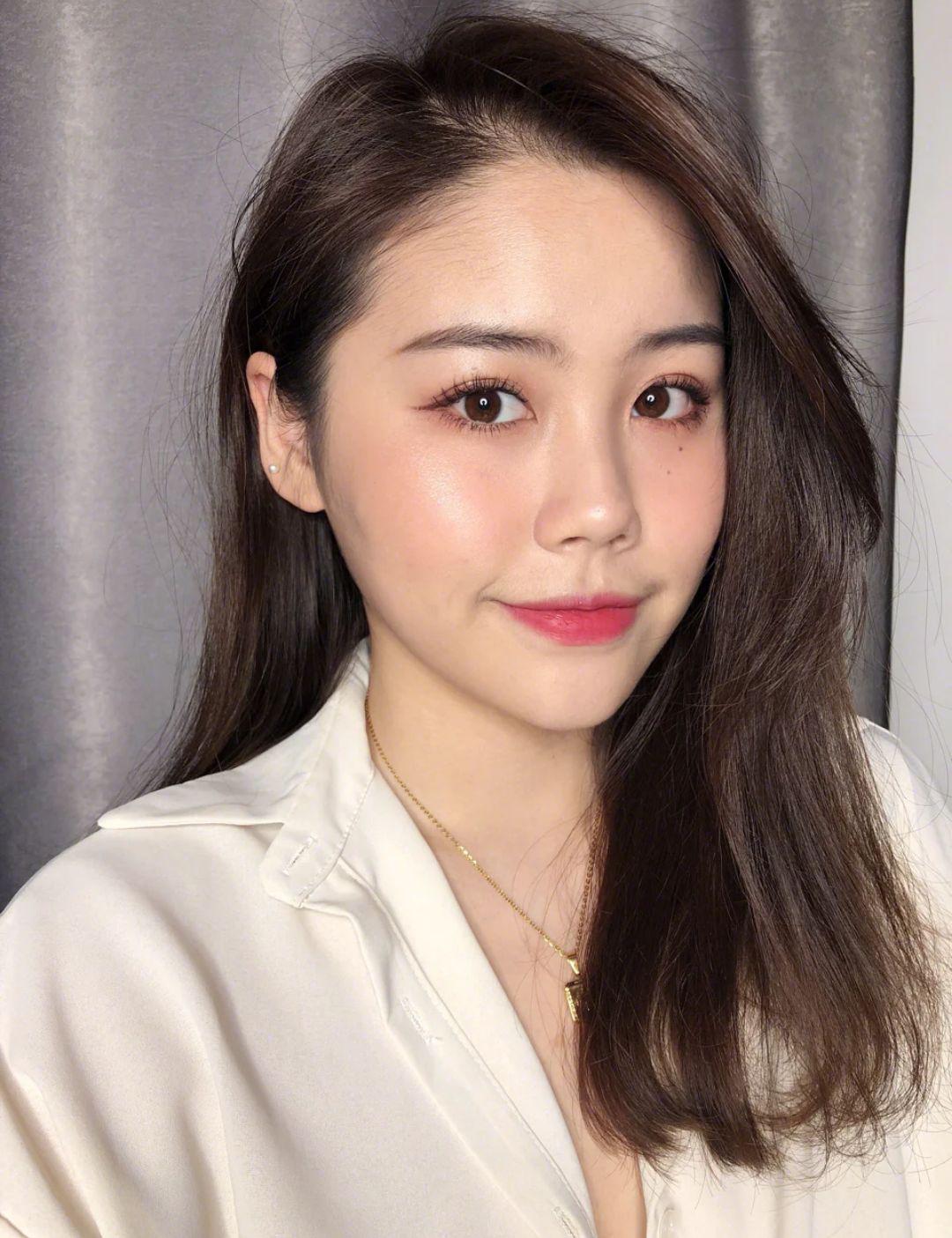 化妆起皮不是你的错，但选错粉底液就是你的不对了