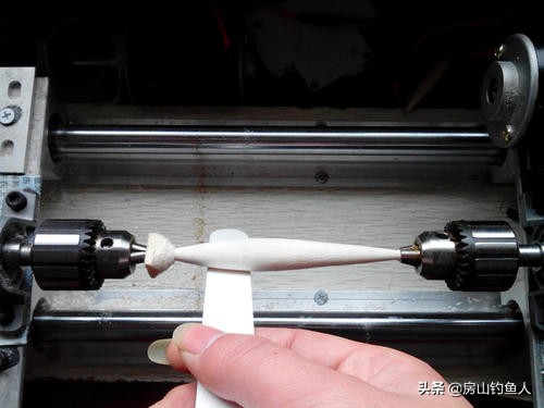 钓鲫鱼最好用的巴尔杉木浮漂,巴尔杉木浮漂和芦苇漂的辨别