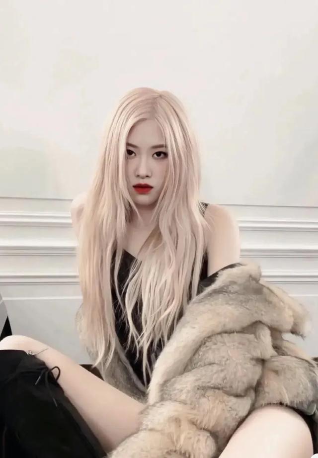 澳洲野玫瑰穿仙女裙 (澳洲野玫瑰日常生活)