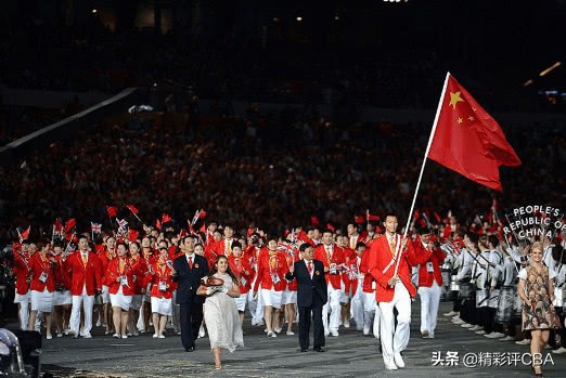 易建联最近新消息视频,易建联最近的视频