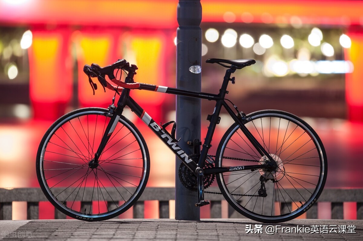 中考英语阅读自行车,自行车的好处和安全英语作文