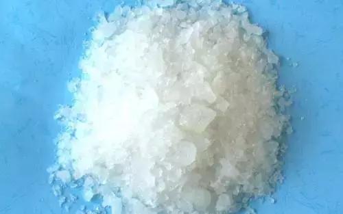 明矾炸油条有害健康吗,炸油条明矾中毒