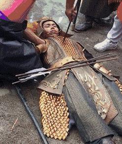 哪种颜色的裤子穿多了会反光,反光裤子在什么情况下反光