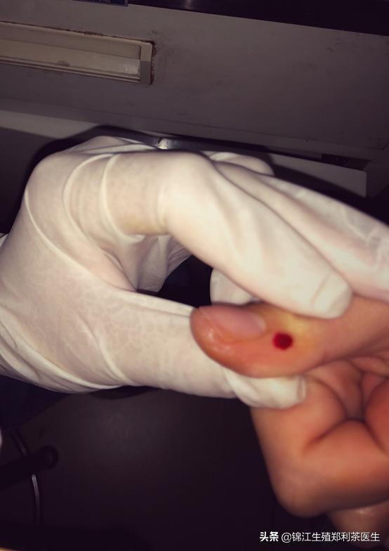 试管婴儿移植后35天有少量鲜红血,试管婴儿移植后上火了怎么办