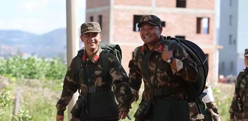 士官担任军官岗位，效果如何呢？