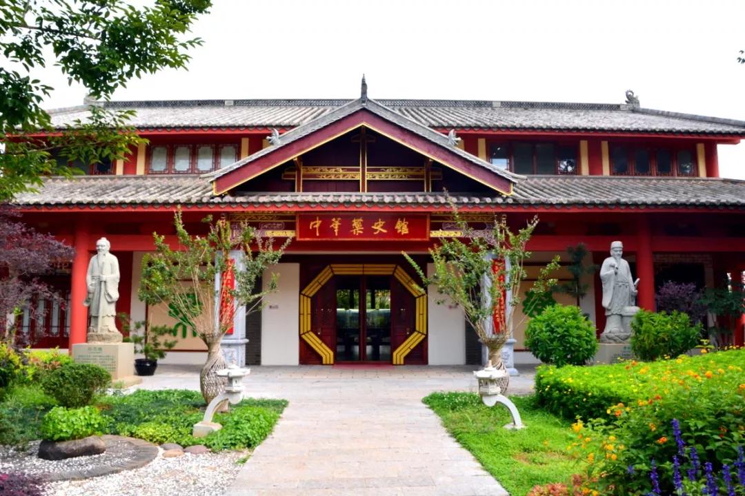 昆明周边亲子游自驾游攻略,五一周边短途自驾游昆明