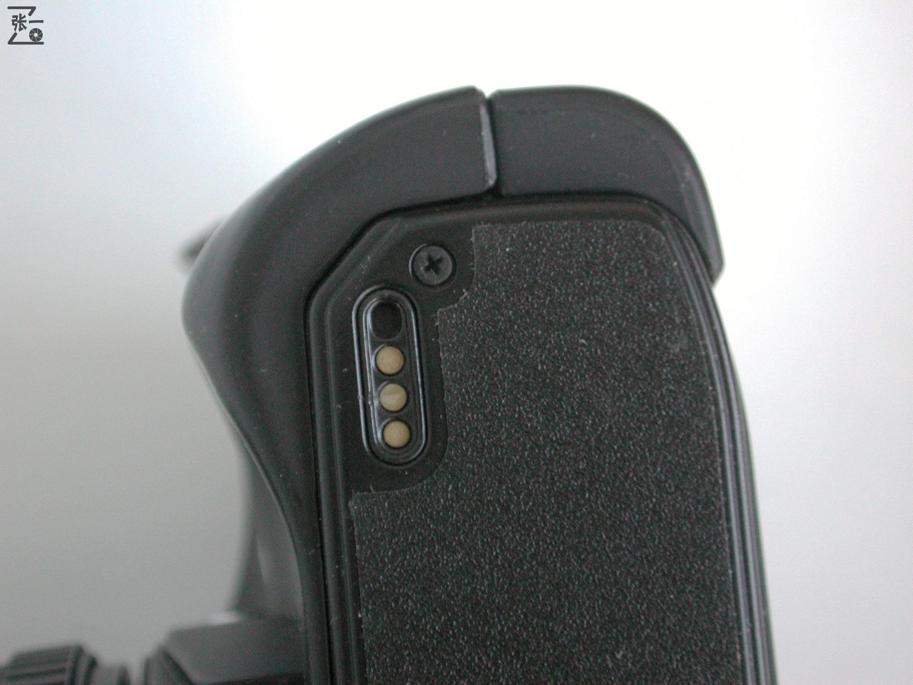 上海海鸥为美国贴牌生产的PhoenixP-5000单反相机