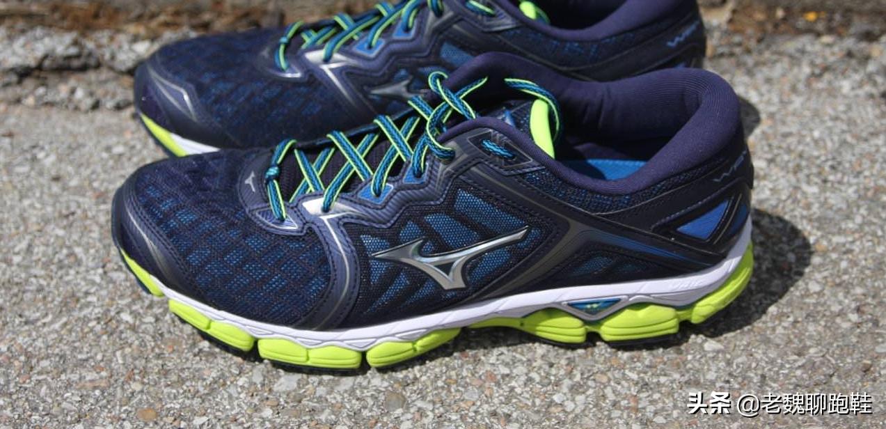 各品牌跑鞋中哪个缓震更好,各大品牌跑鞋缓震科技