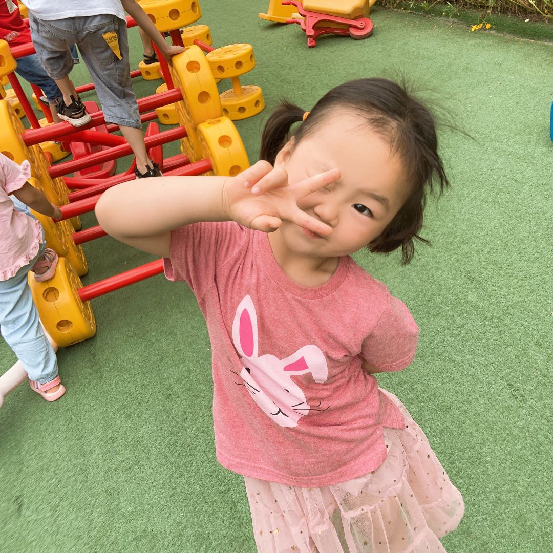 幼儿学习古诗手势,幼儿启蒙古诗手指操