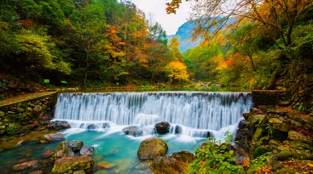 浙江有哪些有瀑布的旅游景点,浙江旅游景点推荐瀑布