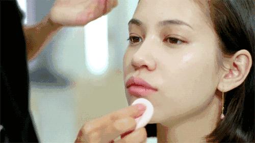 ysl閾惰壊姘斿灚10鍙峰拰20鍙峰姣旀潕浣崇惁,鏉庝匠鐞︾洿鎾棿blankme姘斿灚鑹插彿