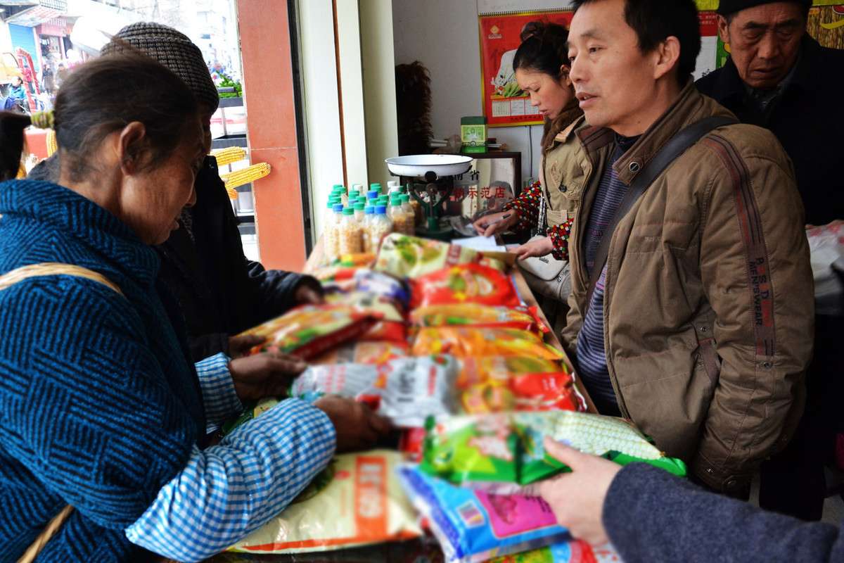 一袋50斤玉米种有多少利润,种一粒玉米收获几百粒暴利行业