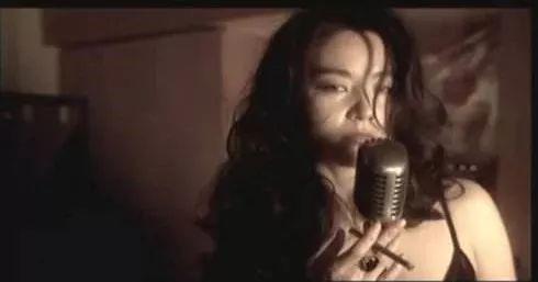 王家卫张国荣爱情故事,王家卫张国荣经典抽帧