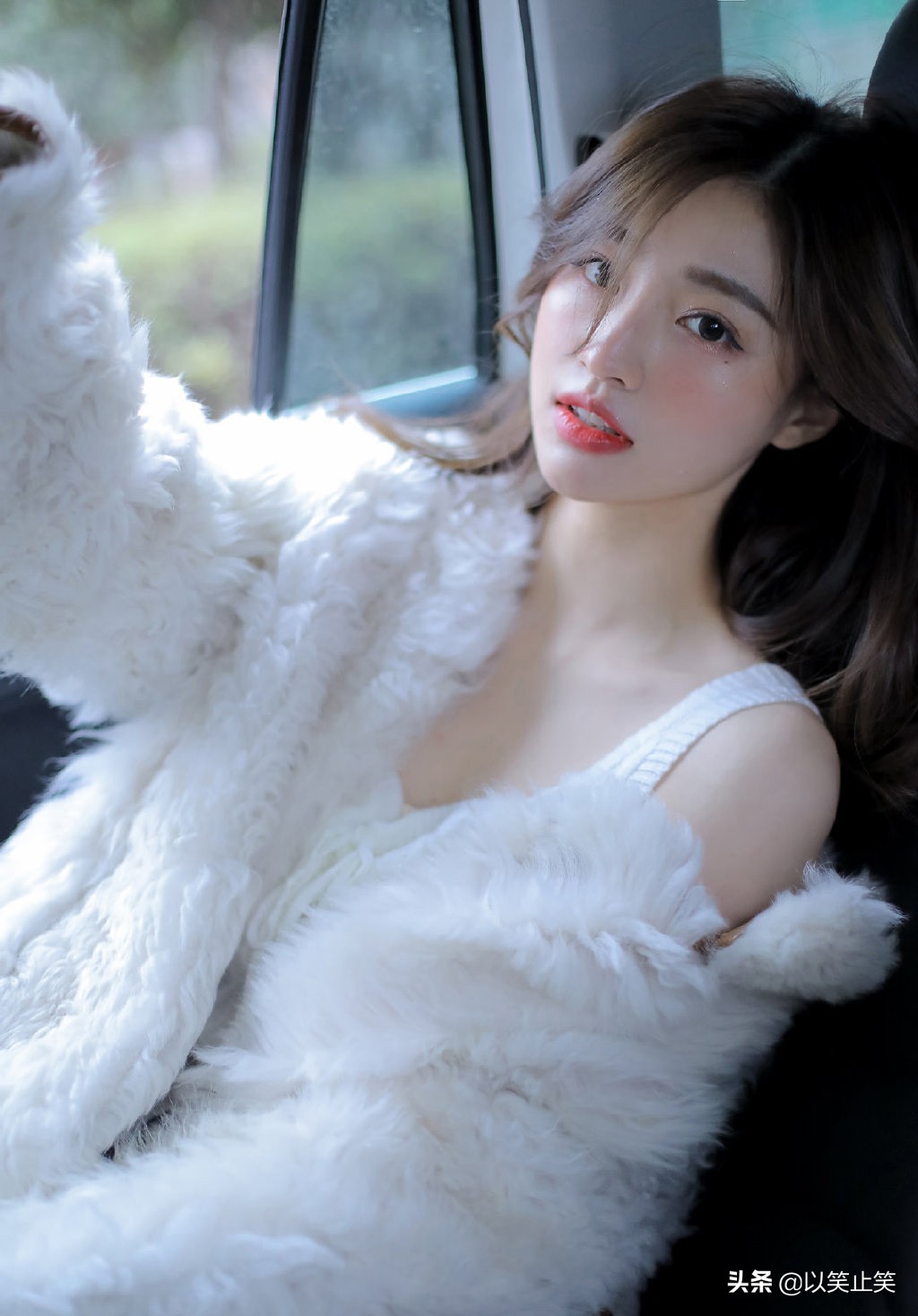 开心一刻：丈母娘今年50多岁了，今天突然剃了一个大光头