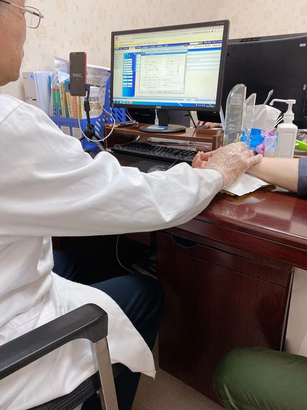 慢性前列腺炎禁止吃哪些东西,治疗前列腺炎期间可以补肾吗