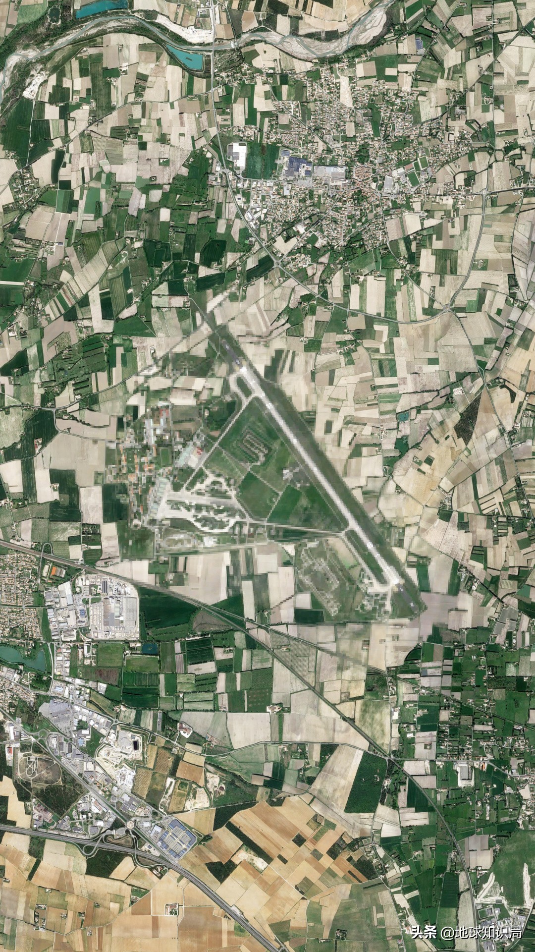 在空军基地旁边住了6年，我都看见了啥？