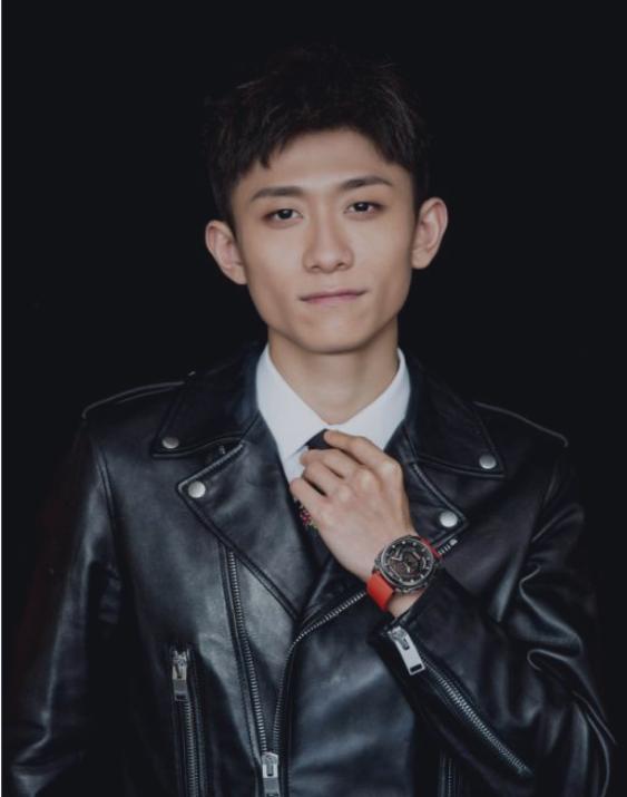 推荐一款比较实用的运动手表,推荐一款最新款的运动手表