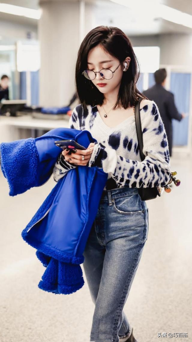 吴宣仪皮衣机场,吴宣仪皮衣穿搭