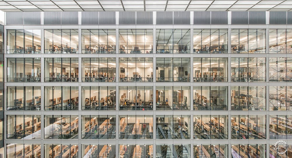 别人的教学楼，不仅用于学习，还是精致的艺术品