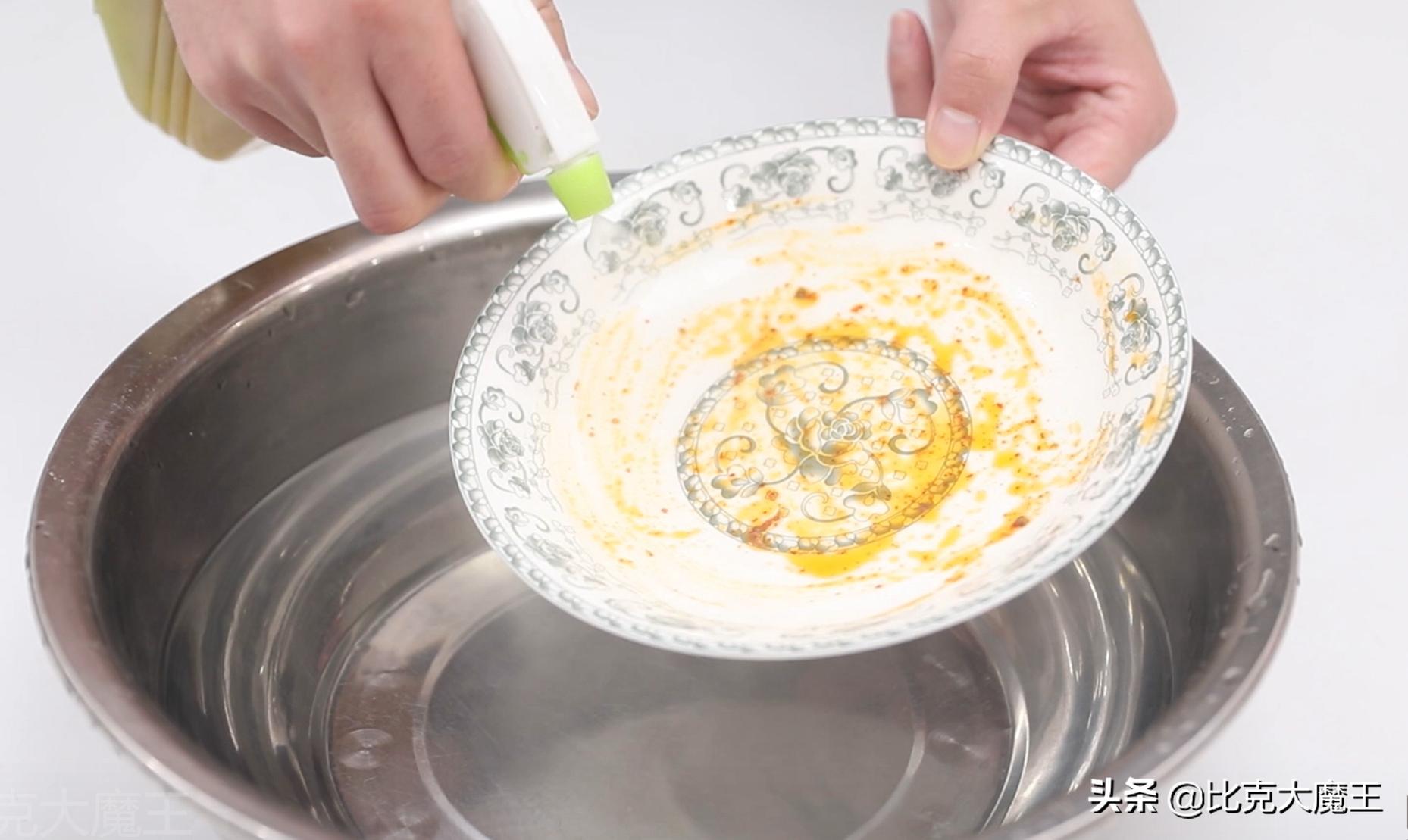 橘子皮能和盐一起用吗,橘子皮泡水时可以加上什么