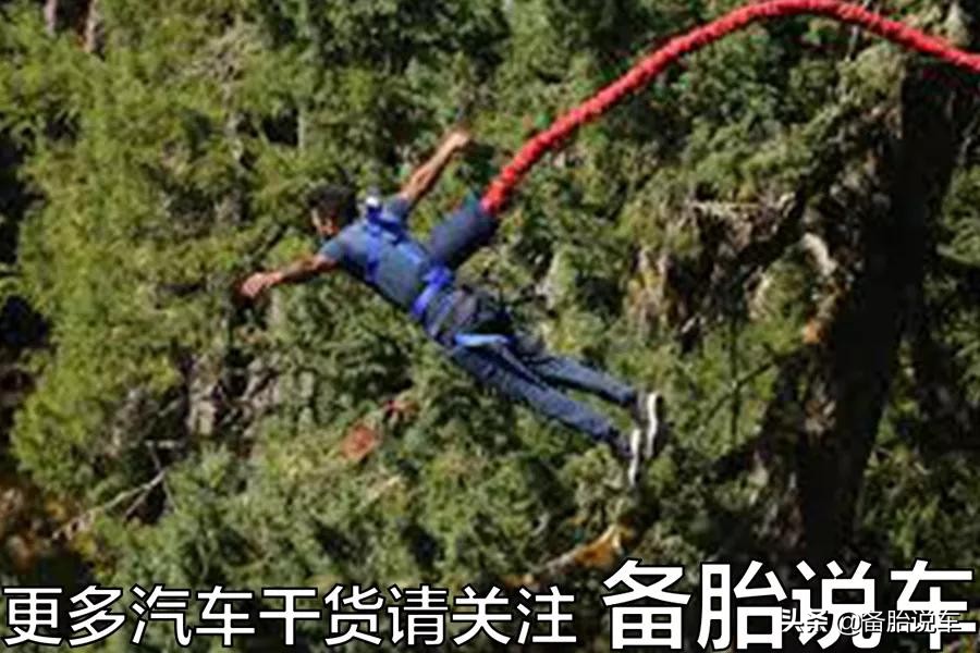 为什么座椅调得越高越靠前,开车座椅如何调整最适合自己