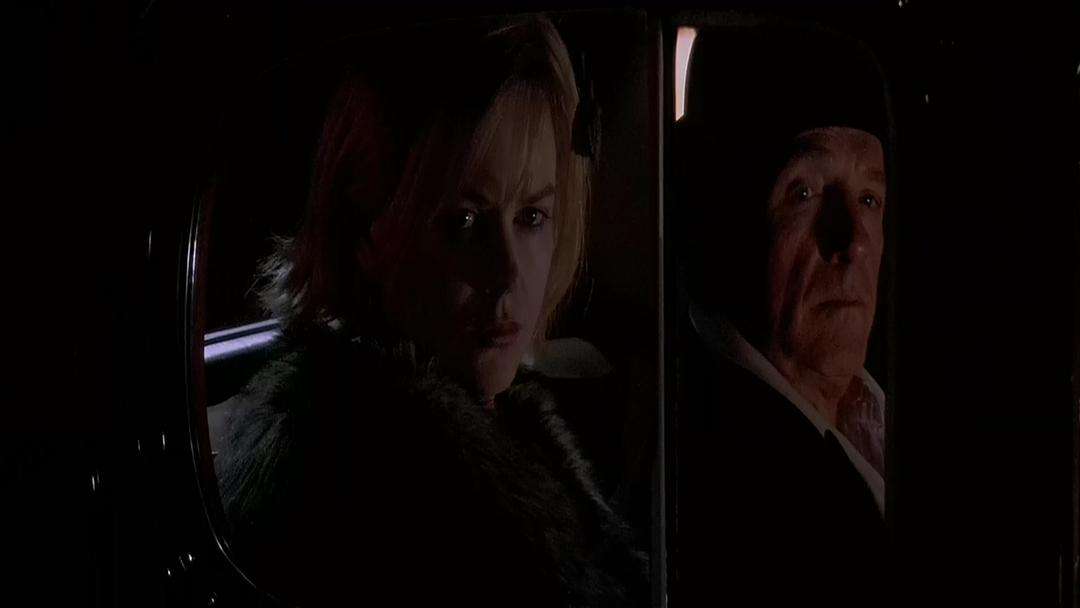 电影狗镇完整在线,电影狗镇获得什么奖