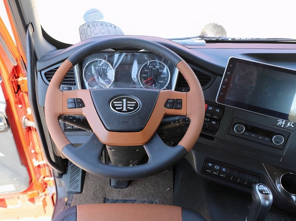 拉快递哪款车最省油,拉快递最好的车型