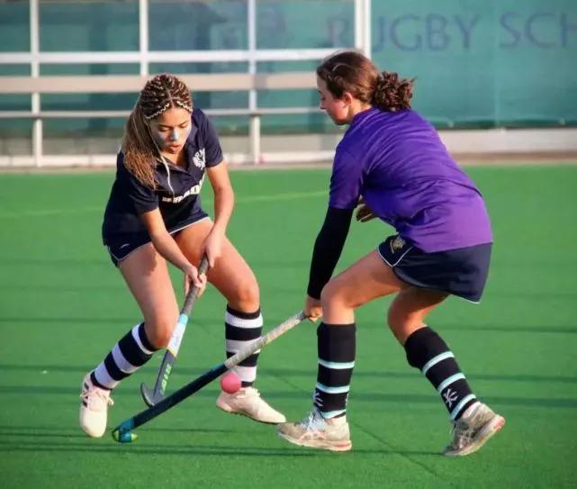 曲棍球算小球么,曲棍球玩法花式