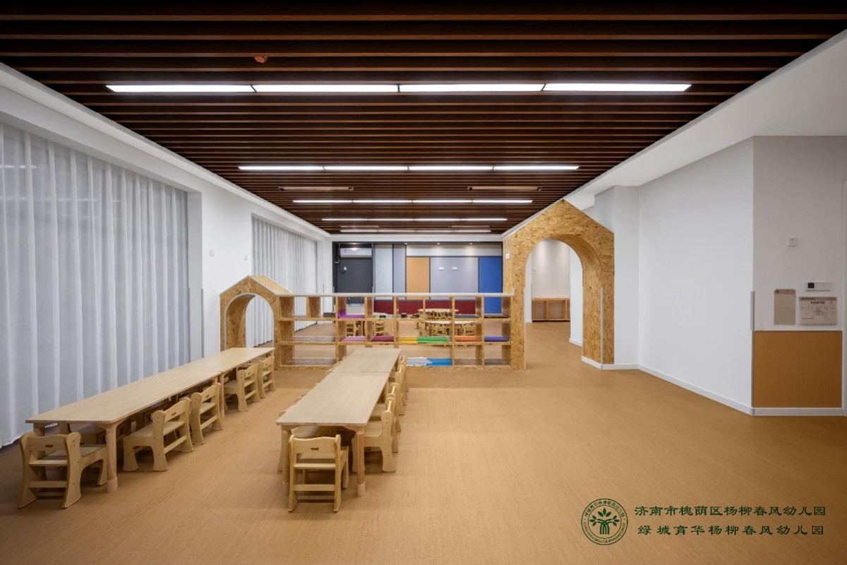 杨柳春风幼师,杨柳春风育华学校